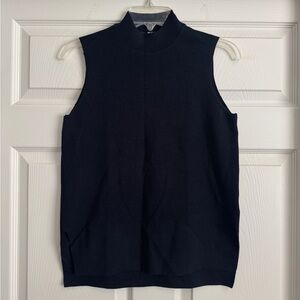 Uniqlo Dark Knit Turtleneck